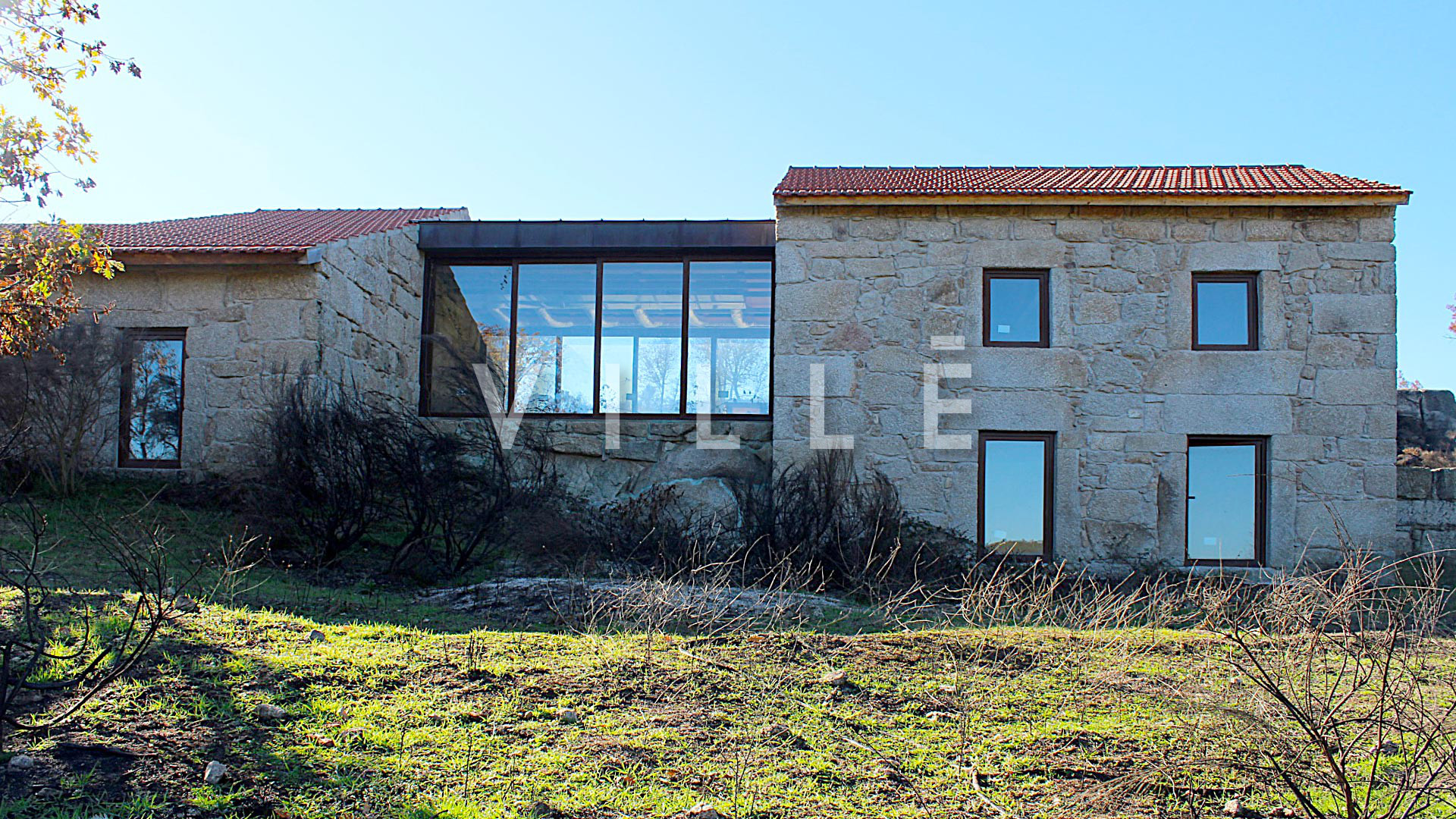 Farm T3 - Vila Franca da Serra, Gouveia - Sell